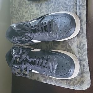 Nike Womens HighTops